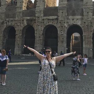 Meet your Posher, Mia